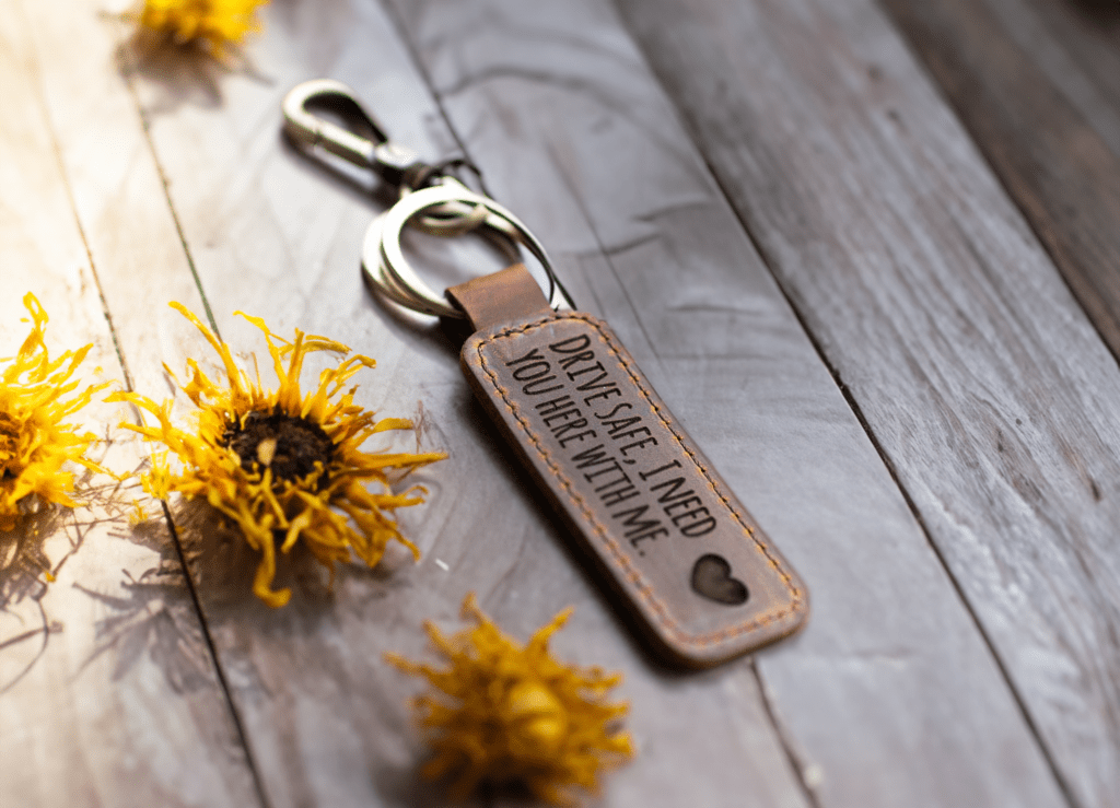 Lederen sleutelhanger met gravure of naam